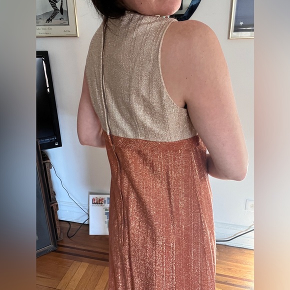 Vintage 60s two coppper toned metallic mod dress by Vicky Vaughn. Size small - Picture 8 of 10